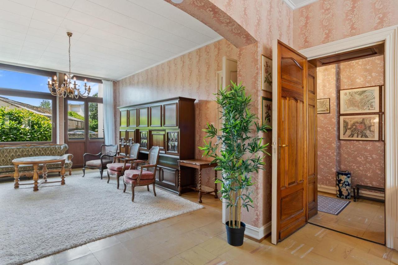 Ferienhaus Baroque Style Townhome W Garden & Parking Id101